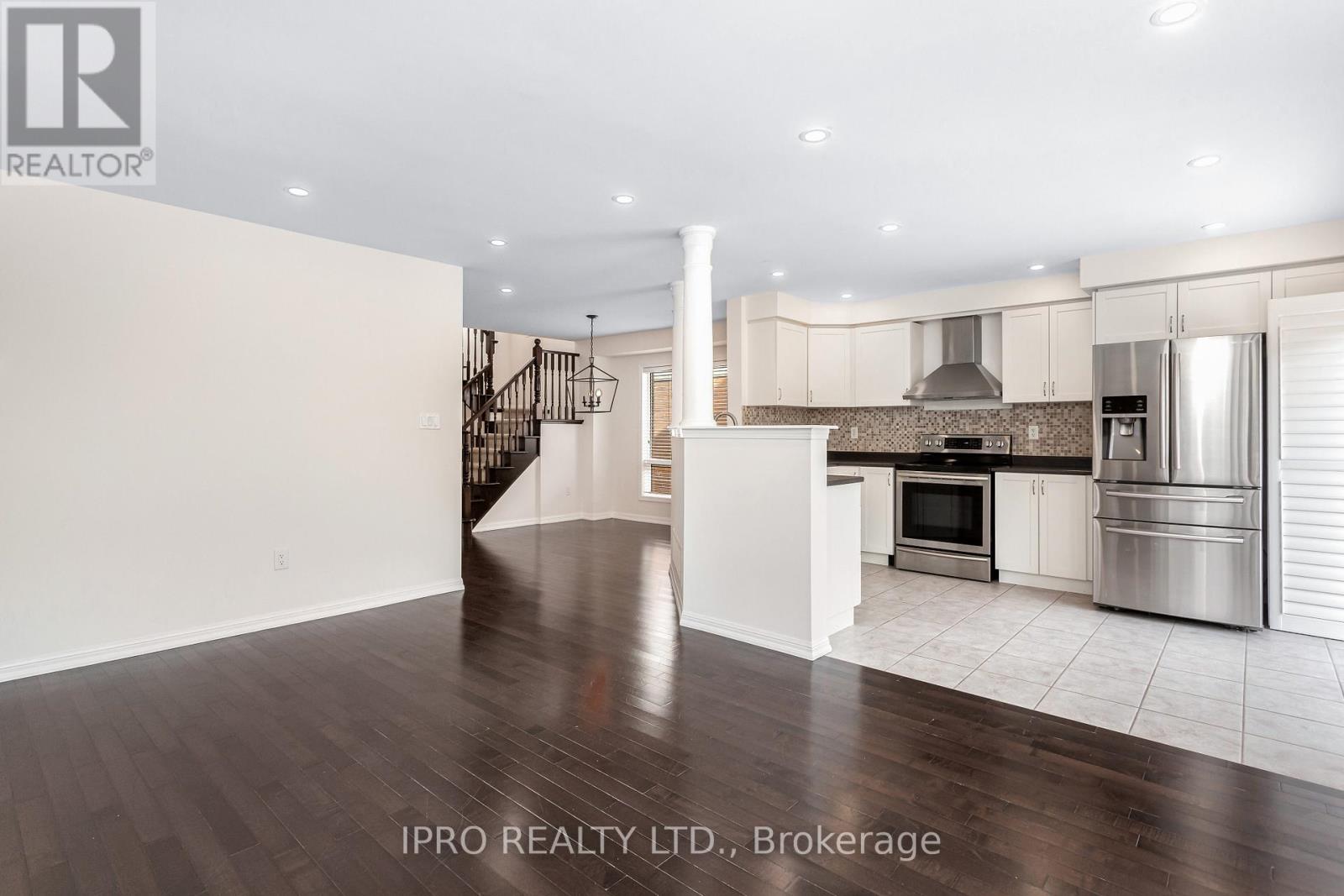 3123 Edgar Avenue, Burlington (Alton), Ontario  L7M 0A6 - Photo 14 - W12115998