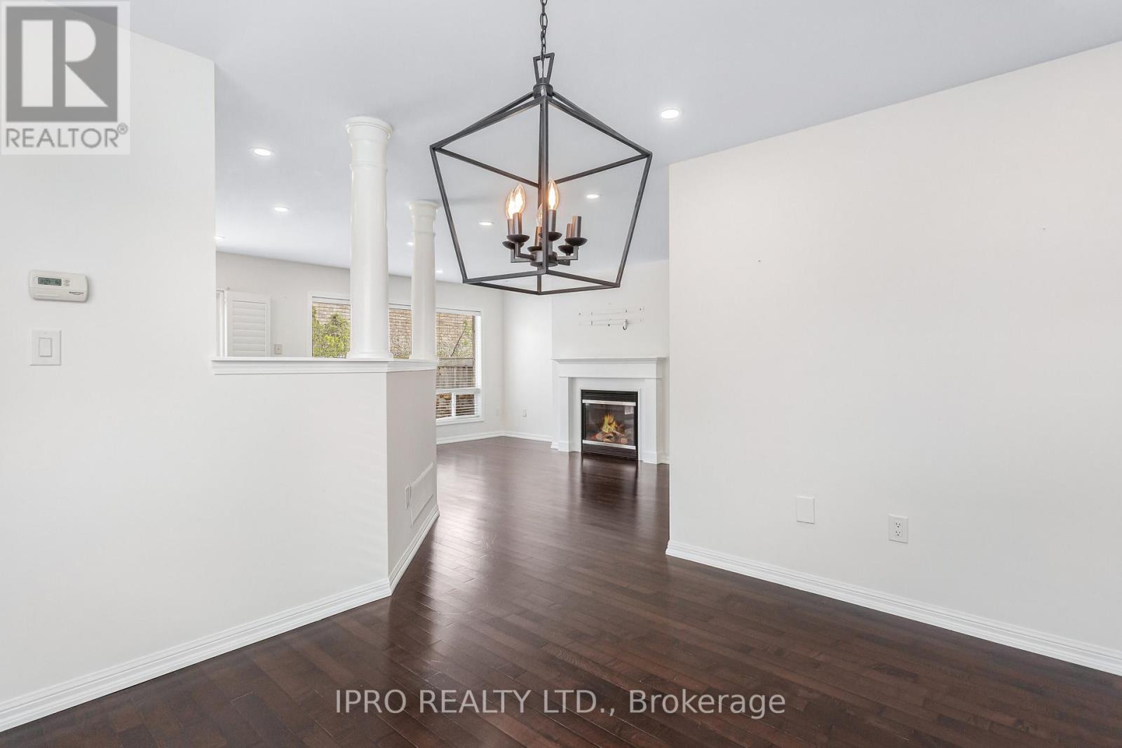 3123 Edgar Avenue, Burlington (Alton), Ontario  L7M 0A6 - Photo 7 - W12115998