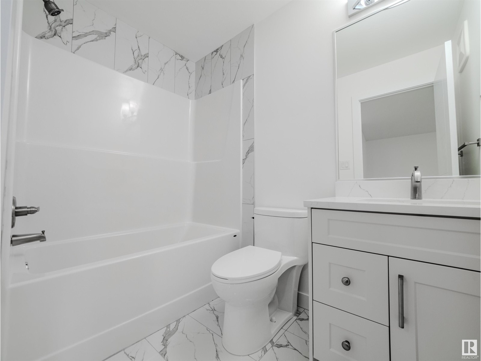 7121 93 Avenue Nw, Edmonton, Alberta  T6B 0W7 - Photo 35 - E4433686