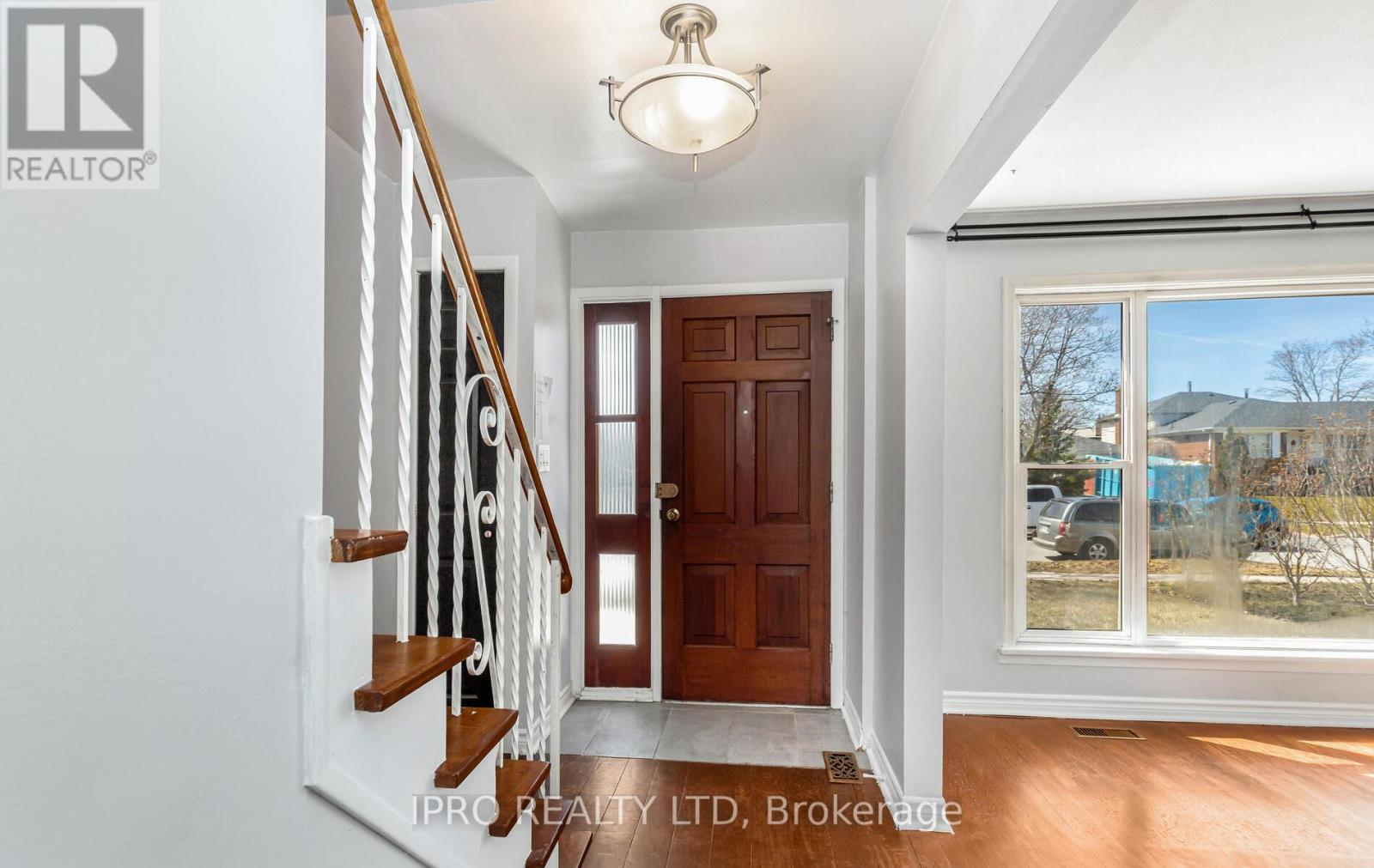 Property at 95 WILLOWRIDGE ROAD image 3