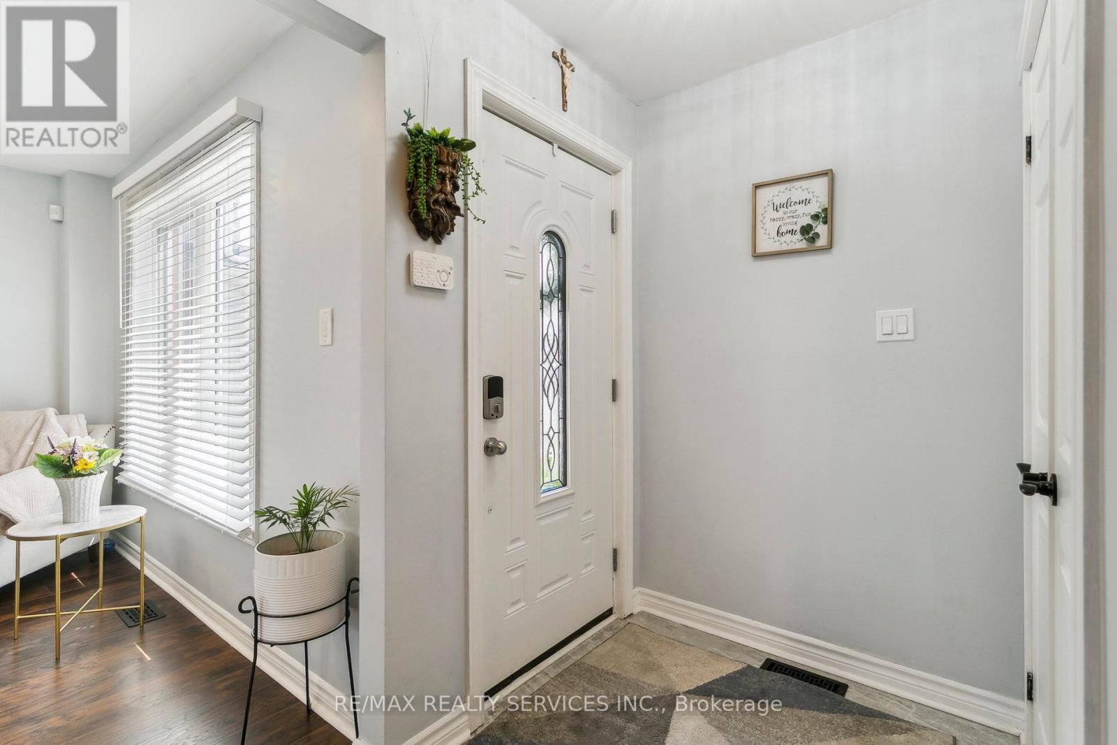 120 Flowertown Avenue, Brampton, Ontario  L6X 3Y6 - Photo 6 - W12116074