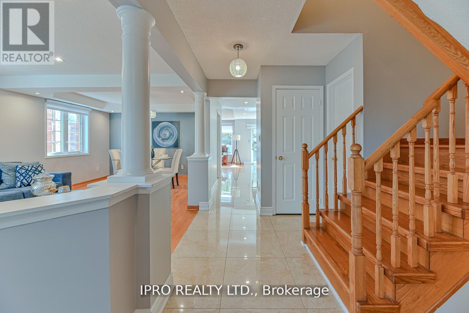 Property at 3344 LABURNUM CRESCENT image 3
