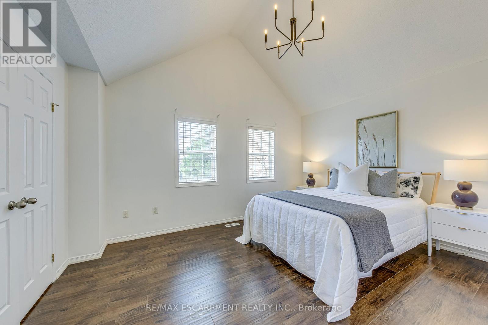 Unit 5 - 4200 Kilmer Drive, Burlington (Tansley), Ontario  L7M 4Y2 - Photo 17 - W12116151