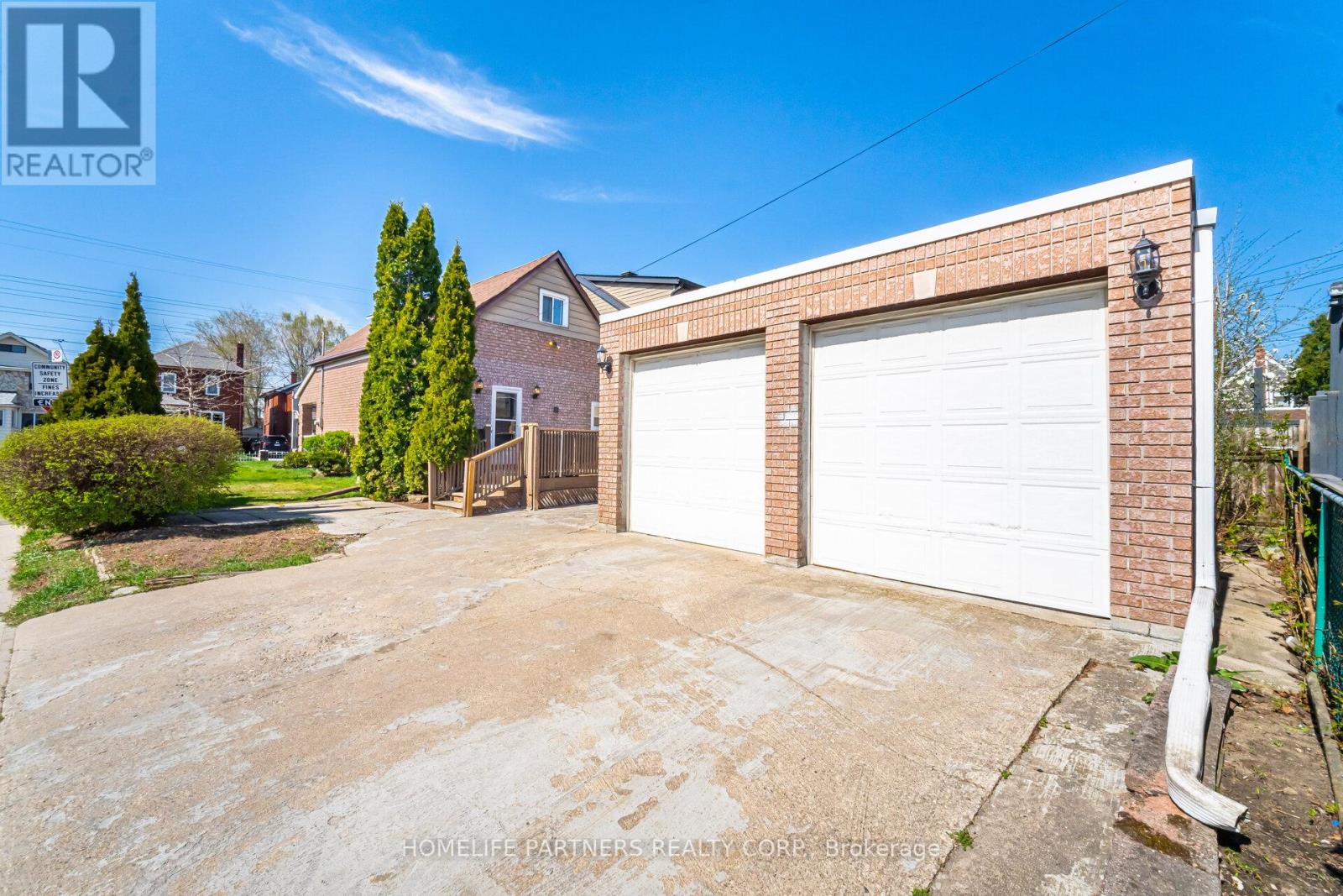 63 Eileen Avenue, Toronto, Ontario  M6N 1V7 - Photo 47 - W12116229