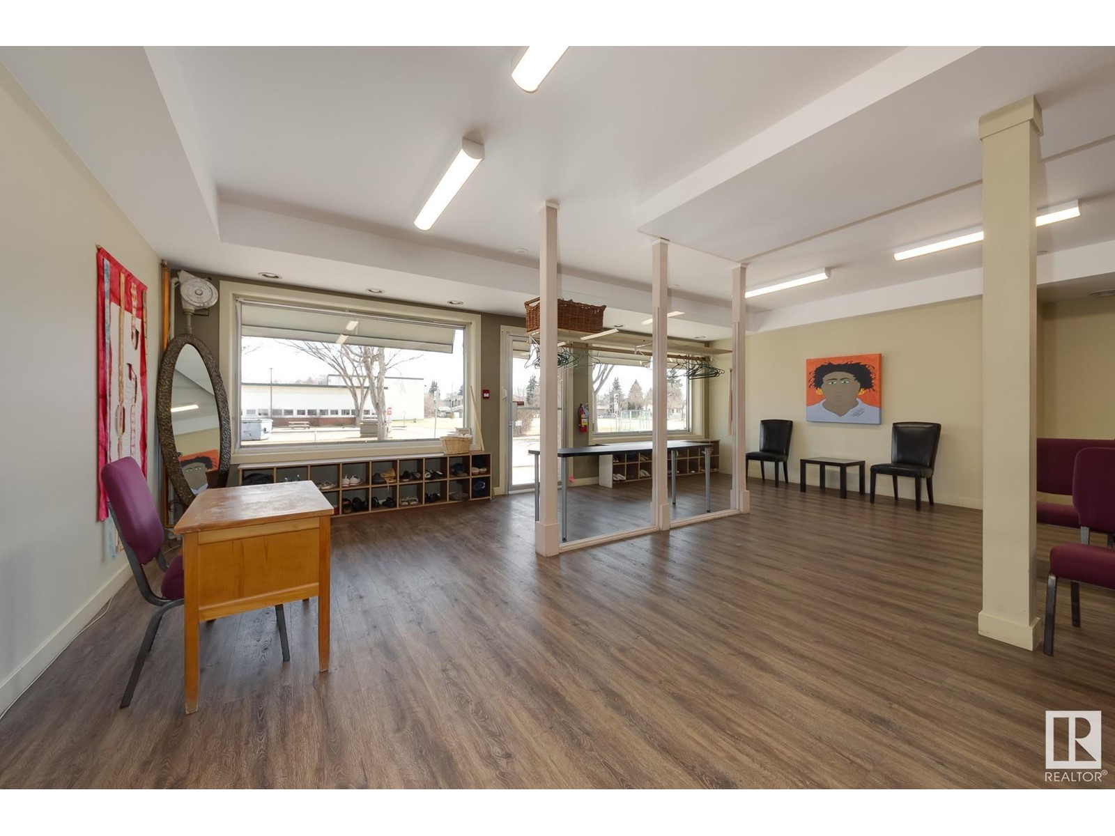 6324 106 St Nw, Edmonton, Alberta  T6H 2V3 - Photo 4 - E4433692