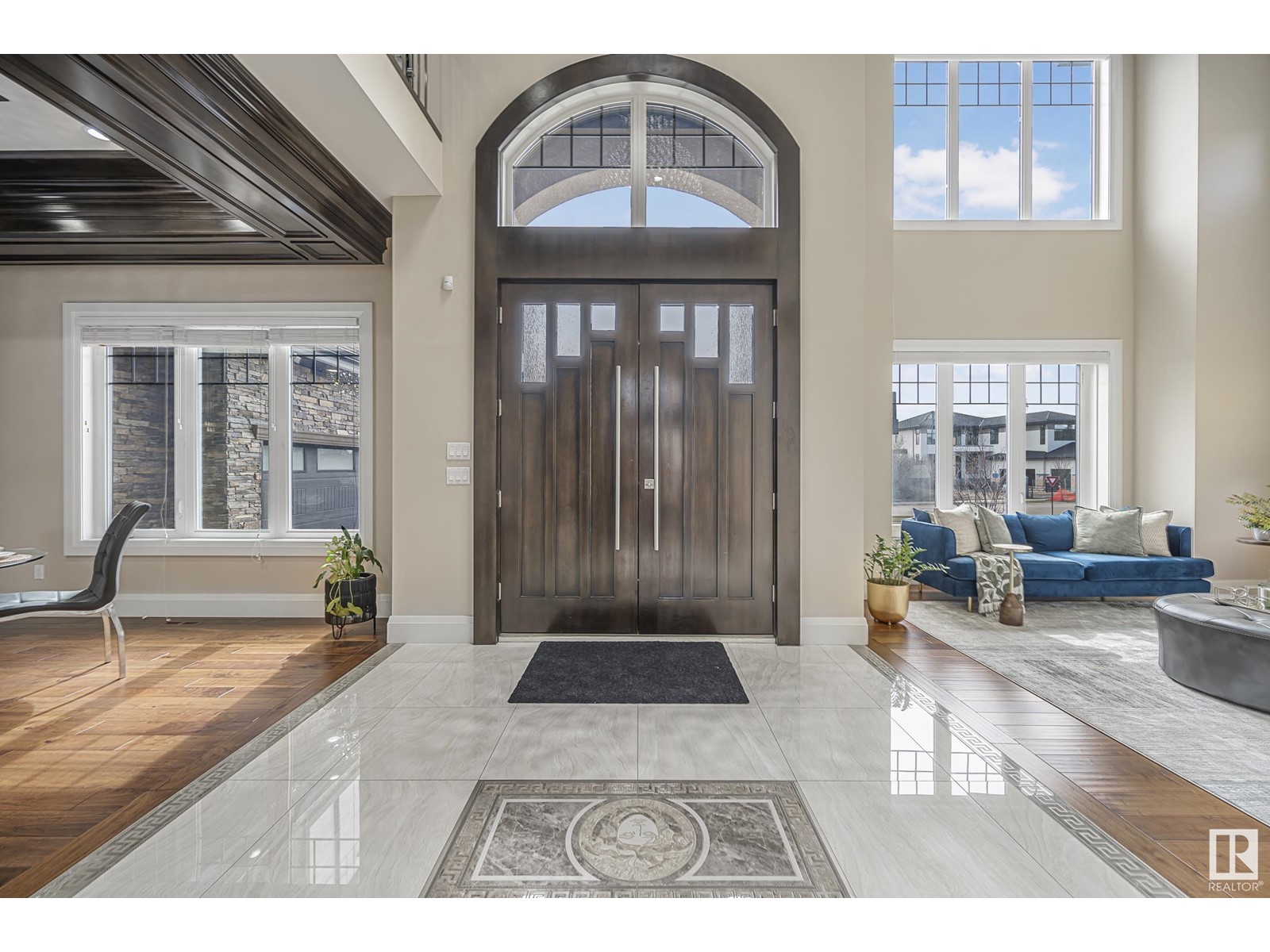 5543 Mcluhan Bl Nw, Edmonton, Alberta  T6R 0J5 - Photo 2 - E4433690