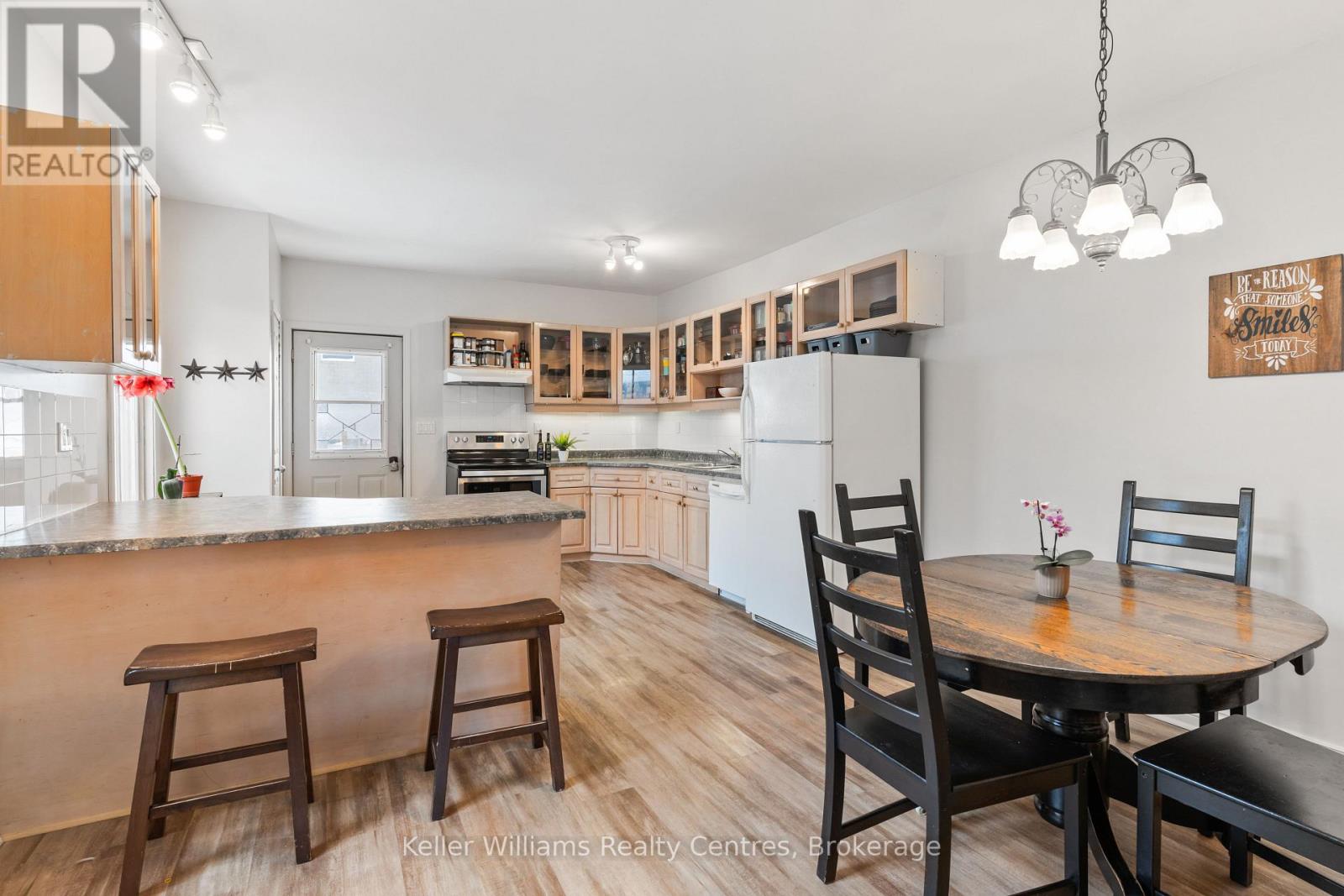 253 11th Street E, Owen Sound, Ontario  N4K 1T8 - Photo 10 - X12026870