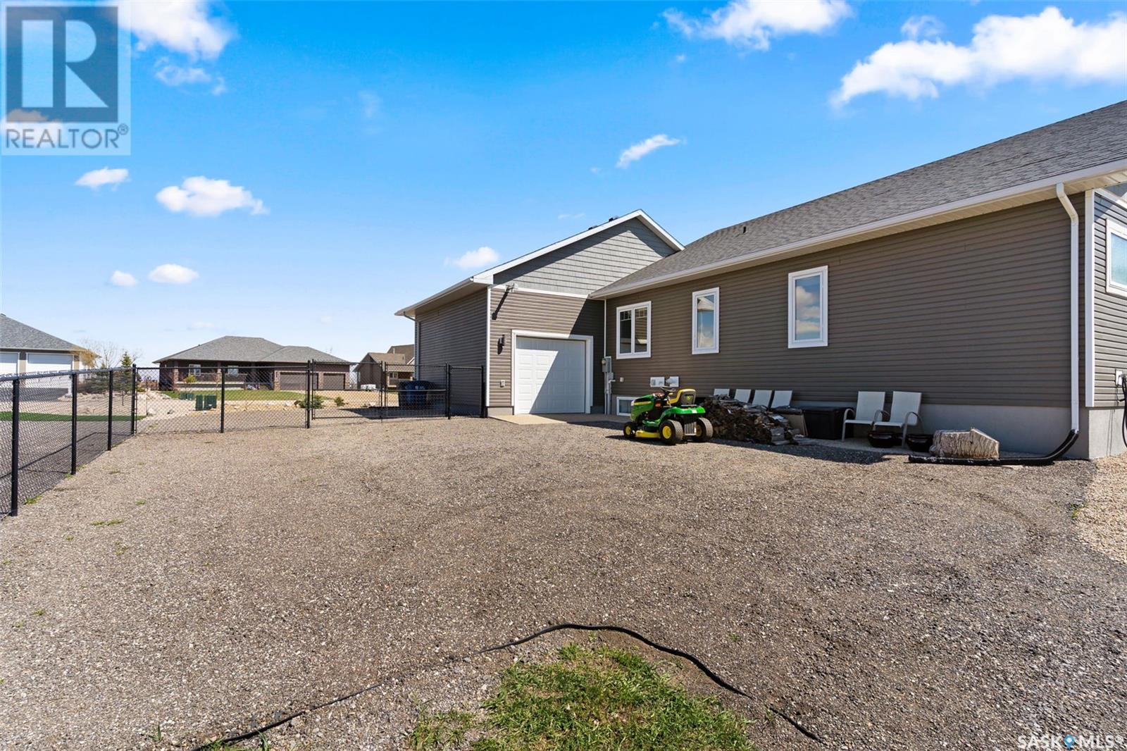 205 Edgewood Drive, Buena Vista, Saskatchewan  S2V 1C3 - Photo 44 - SK004310