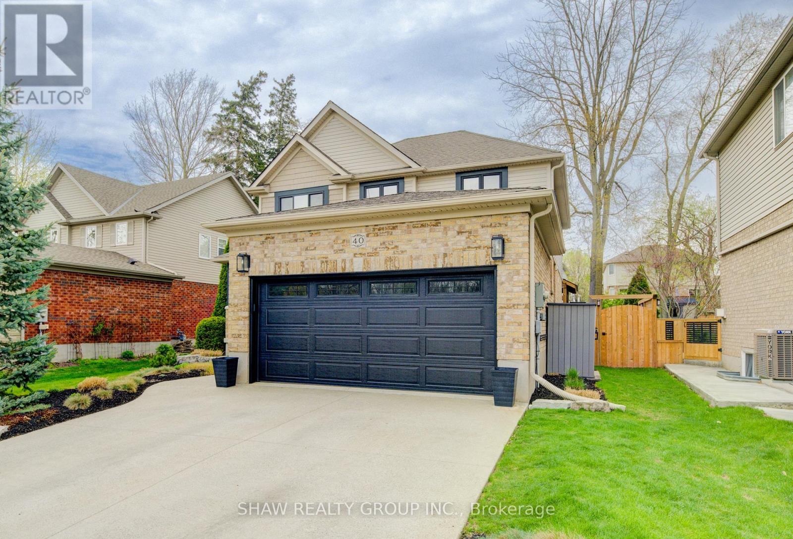 Property at 40 HOUSLER LANE image 2