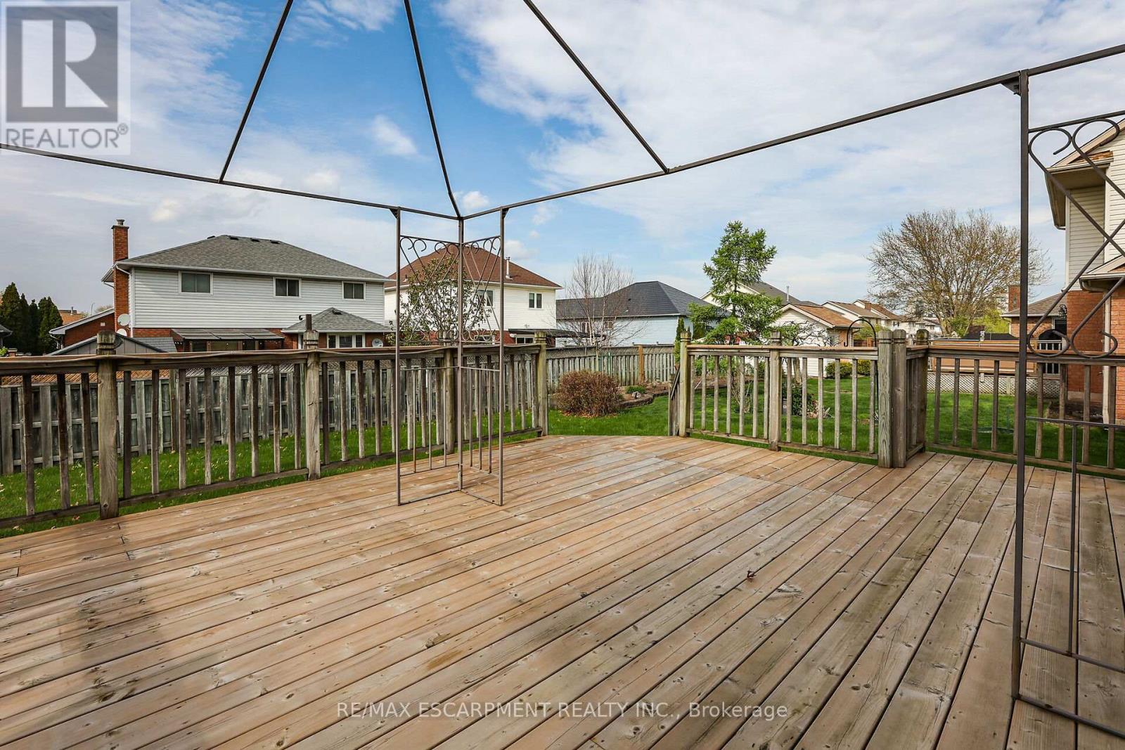 5129 Crimson King Way, Lincoln, Ontario  L3J 0J2 - Photo 10 - X12115931