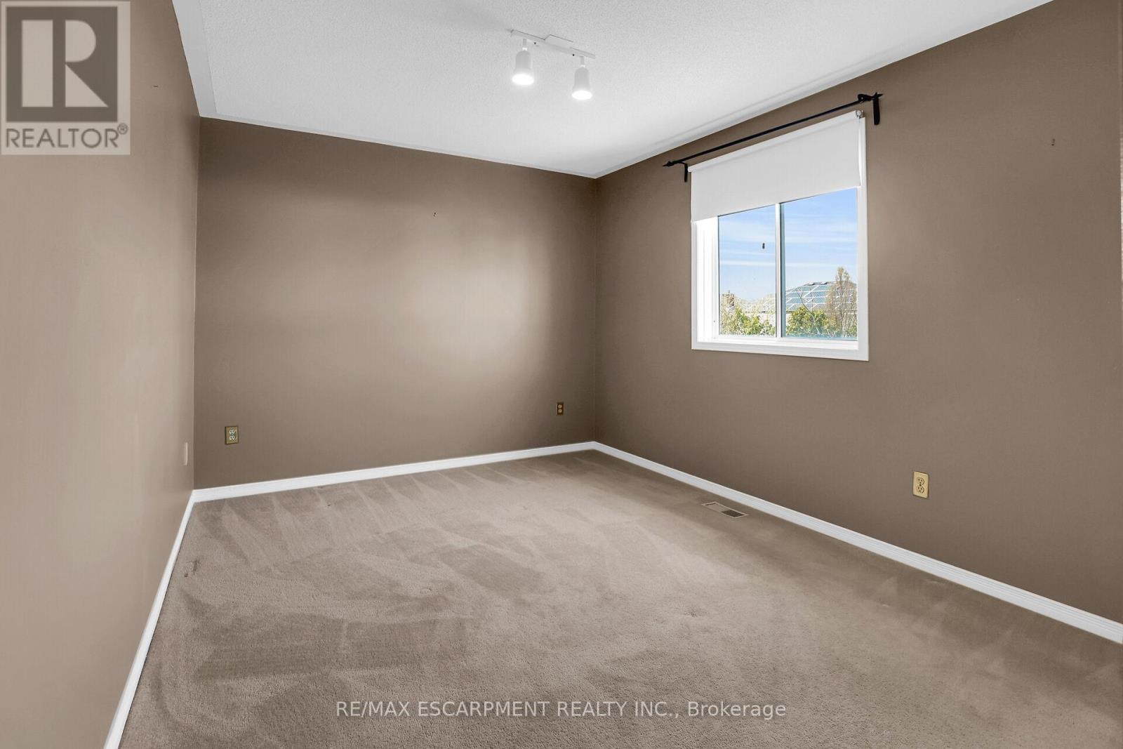 5129 Crimson King Way, Lincoln, Ontario  L3J 0J2 - Photo 24 - X12115931