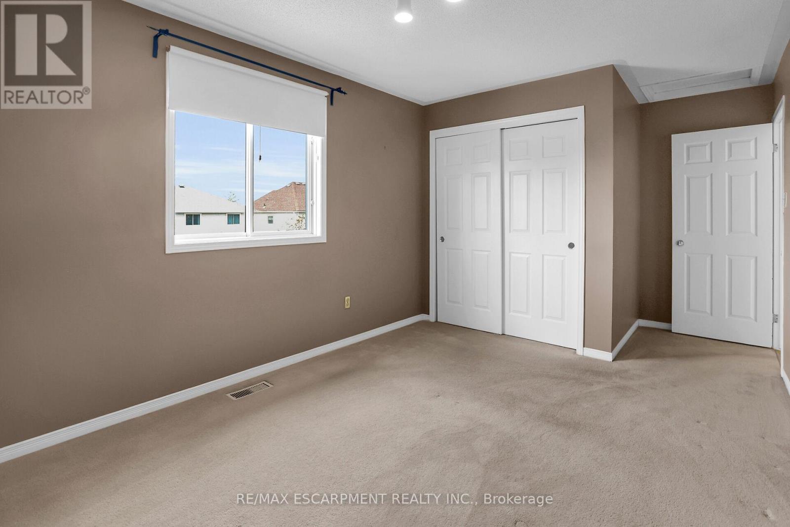 5129 Crimson King Way, Lincoln, Ontario  L3J 0J2 - Photo 25 - X12115931