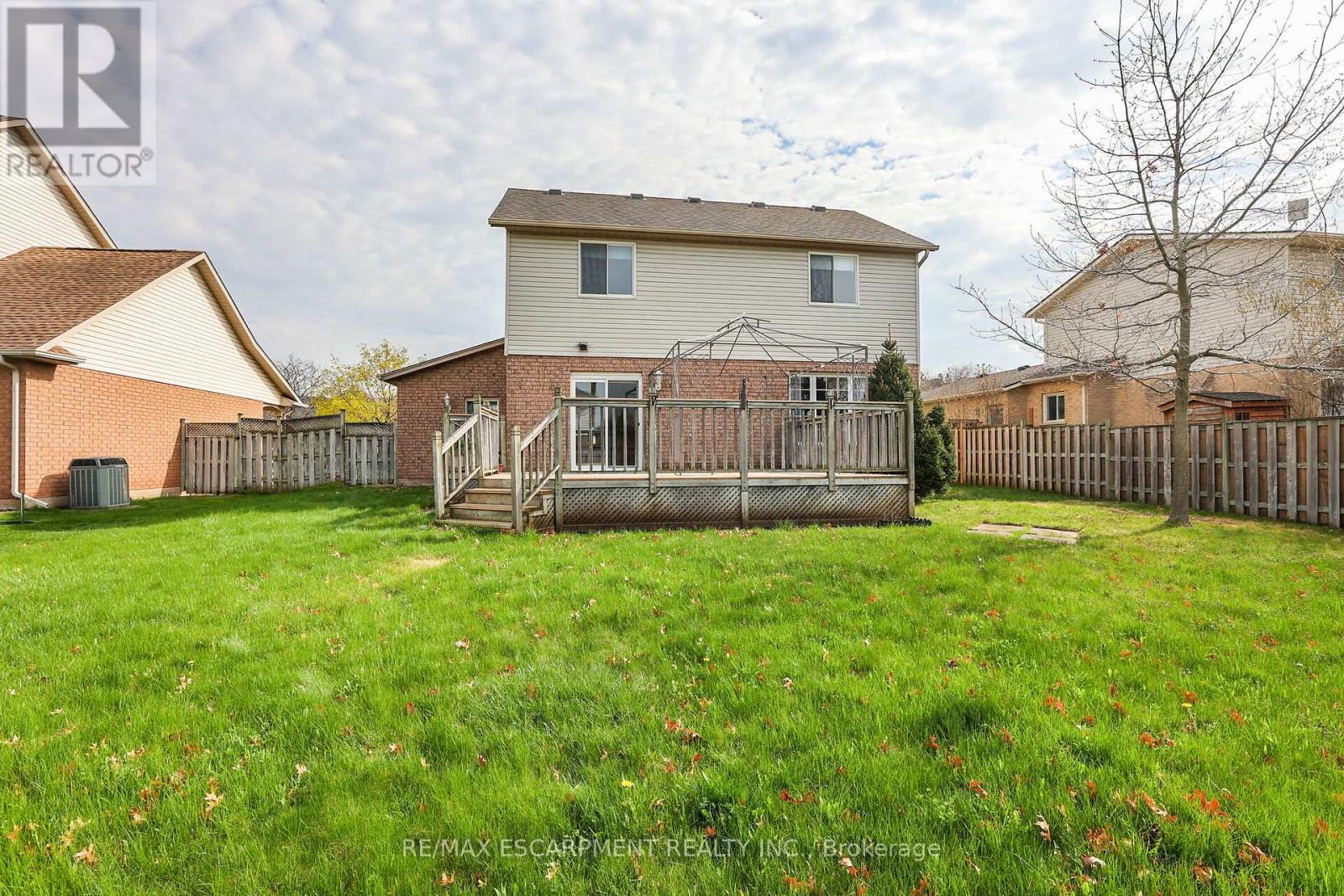 5129 Crimson King Way, Lincoln, Ontario  L3J 0J2 - Photo 7 - X12115931