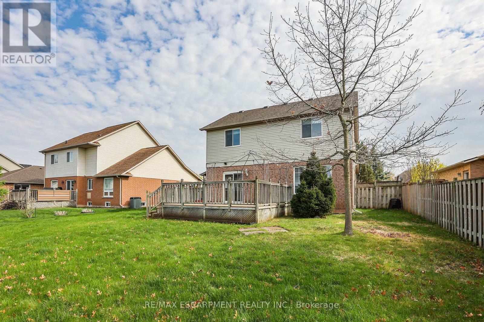 5129 Crimson King Way, Lincoln, Ontario  L3J 0J2 - Photo 8 - X12115931