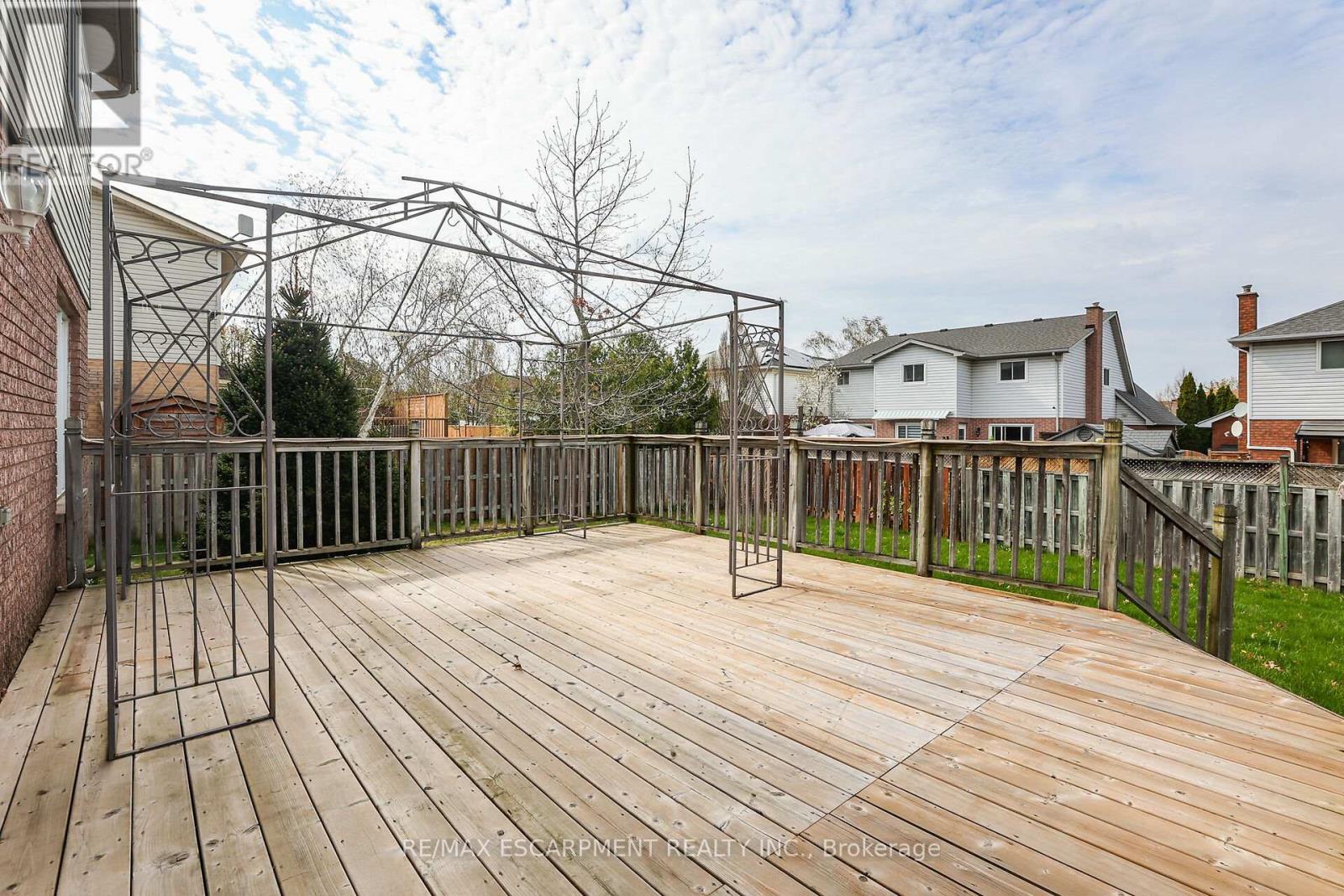 5129 Crimson King Way, Lincoln, Ontario  L3J 0J2 - Photo 9 - X12115931