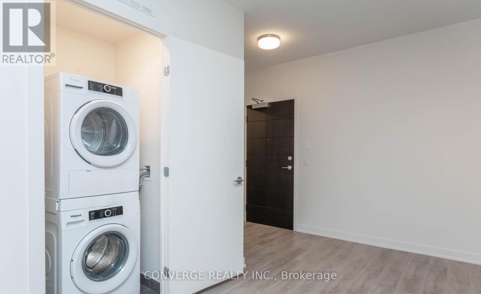 908 - 212 King William Street, Hamilton (Beasley), Ontario  L8R 0A7 - Photo 6 - X12116206