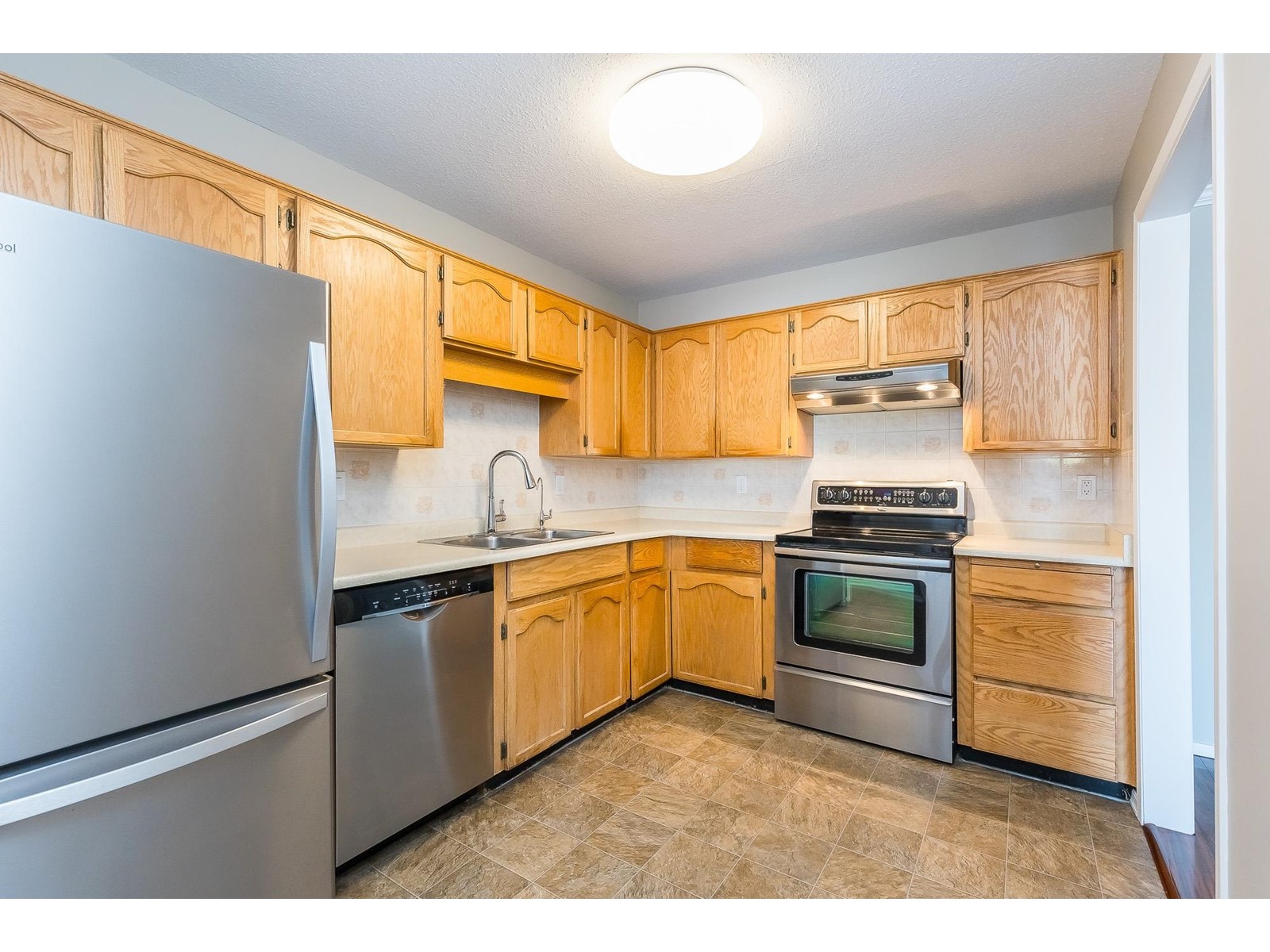 121 31850 Union Avenue, Abbotsford, British Columbia  V2T 4V2 - Photo 5 - R2996307