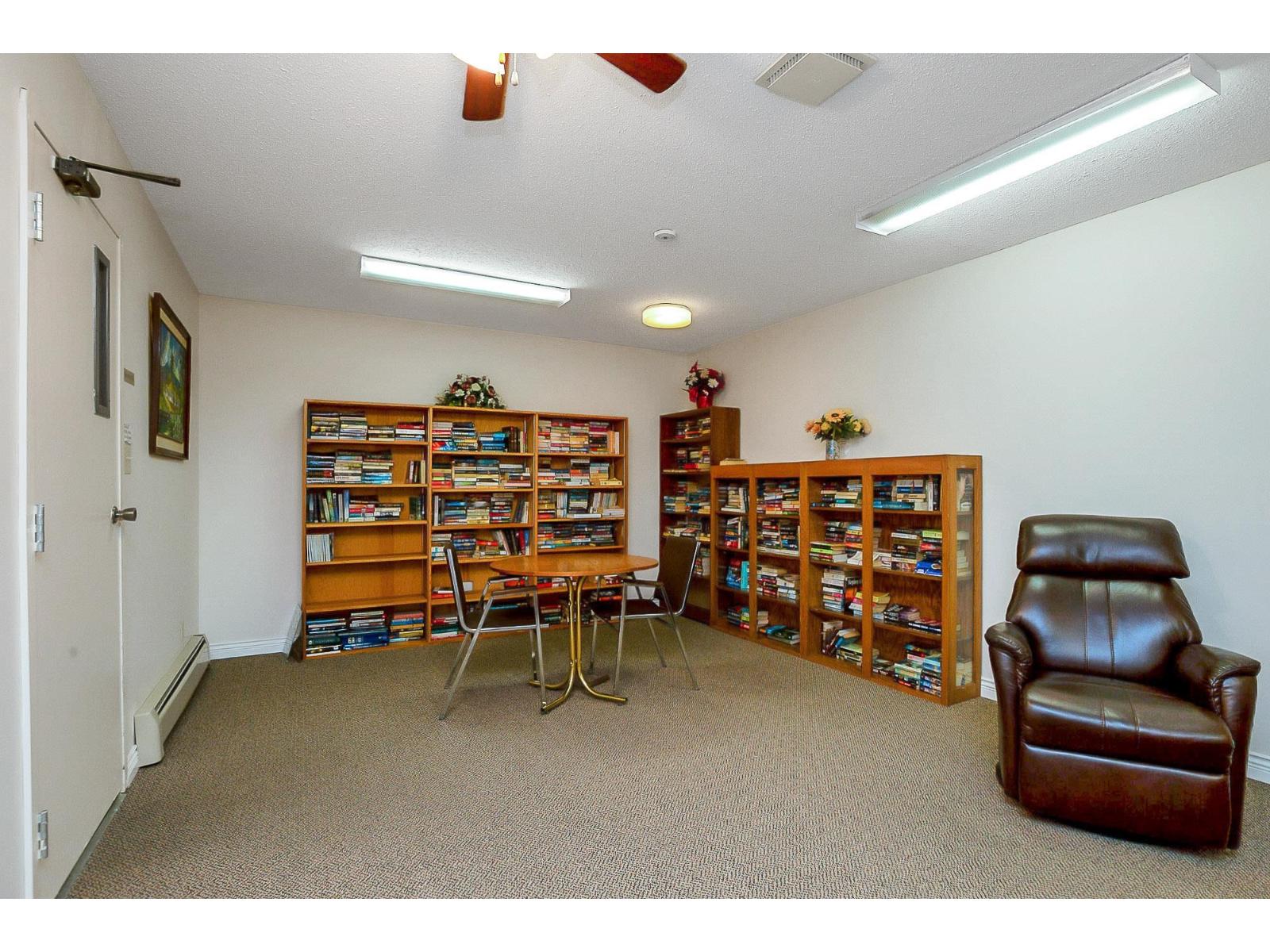 121 31850 Union Avenue, Abbotsford, British Columbia  V2T 4V2 - Photo 33 - R2996307