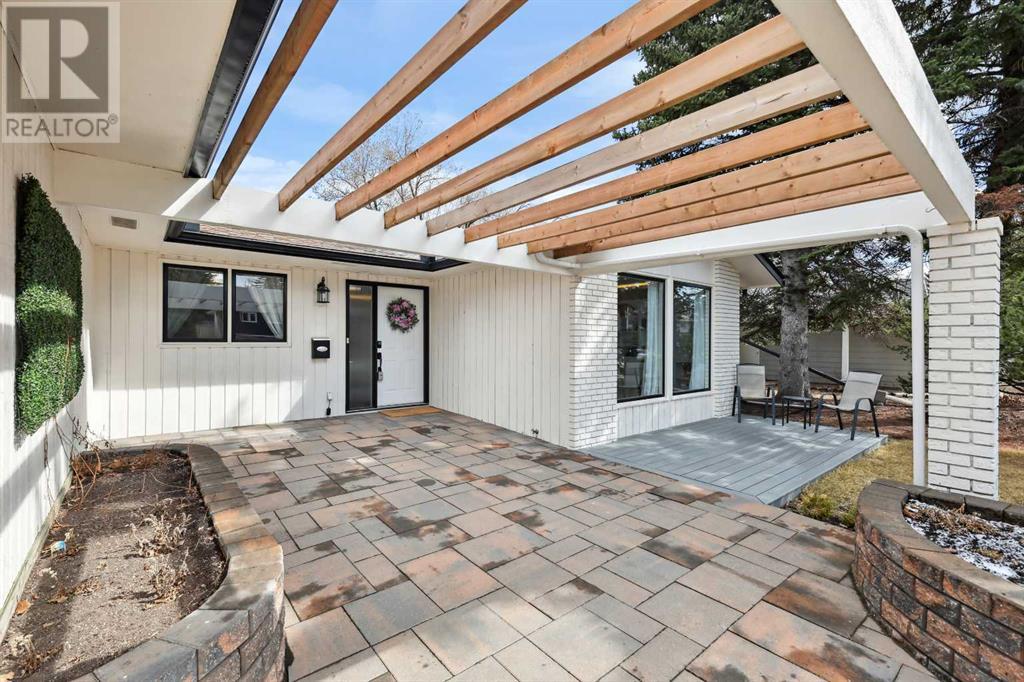 Property at 2908 Palliser Drive SW image 2
