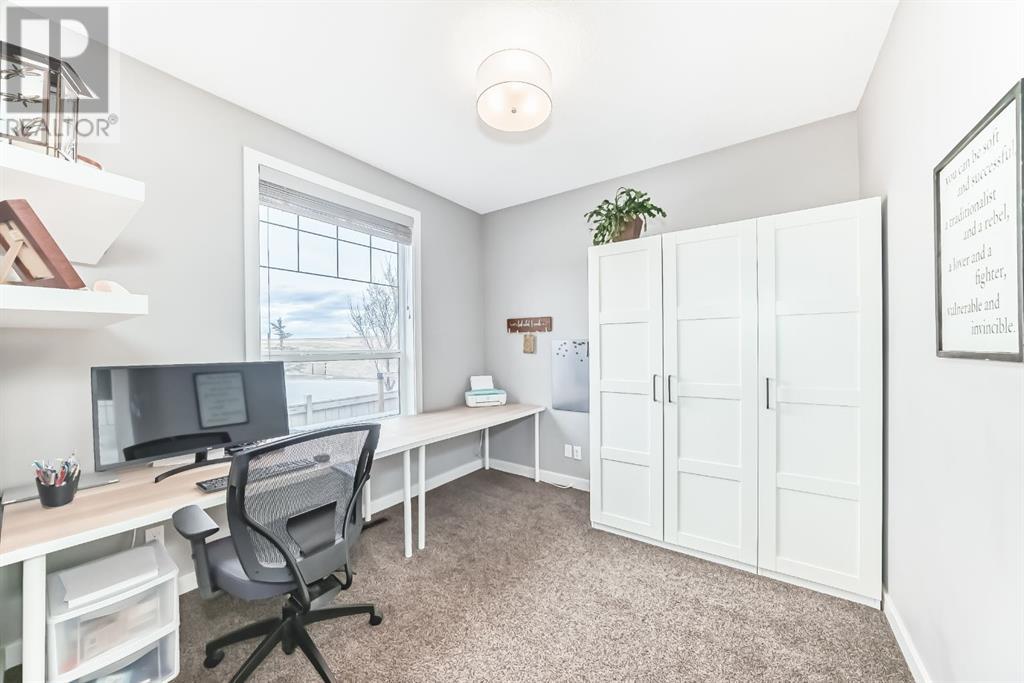1 Sunvalley View, Cochrane, Alberta  T4C 0X8 - Photo 10 - A2214488