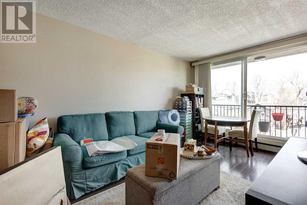 Property at 305, 310 4 Avenue NE image 3