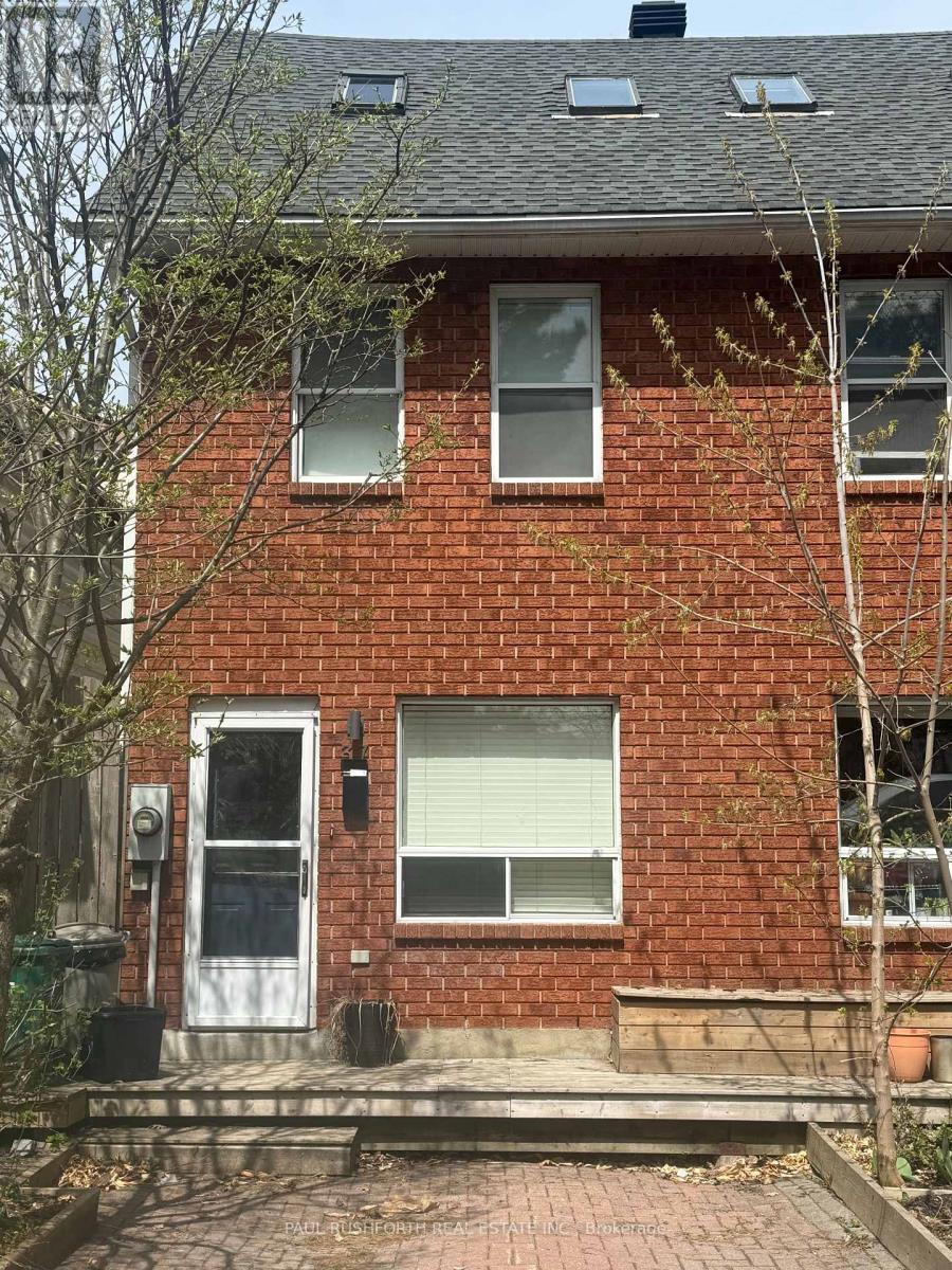 37 MYRAND AVENUE, Ottawa, Ontario
