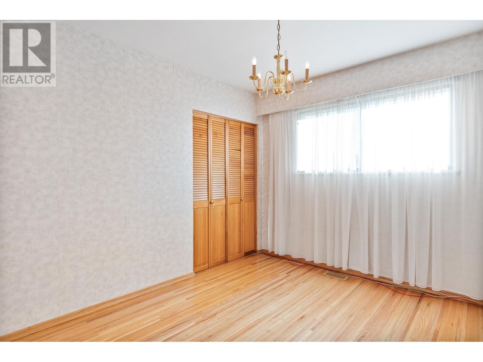 805 Everett Crescent, Burnaby, British Columbia  V5A 2N3 - Photo 22 - R2983647