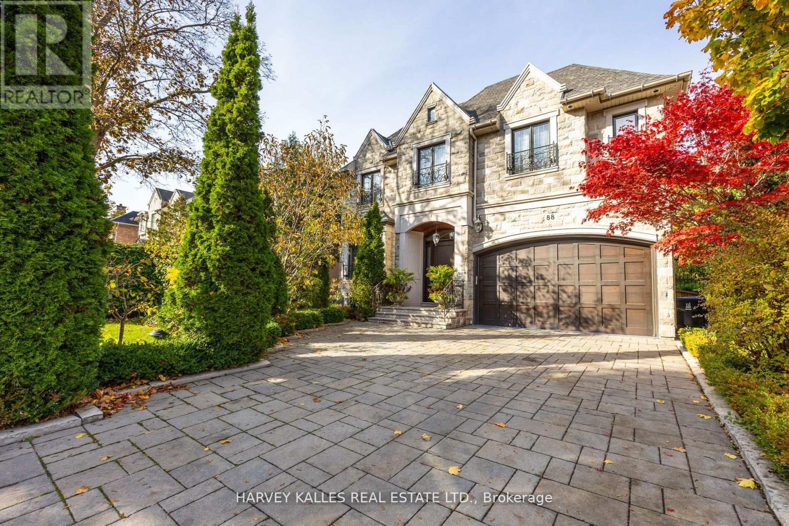 Property at 88 BEECHWOOD AVENUE image 1