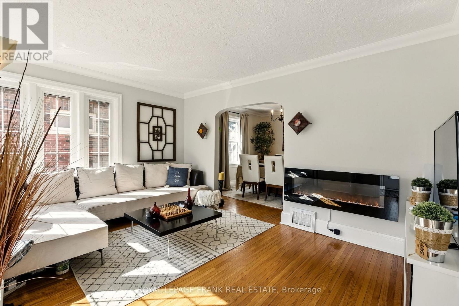 308 Leslie Street, Oshawa (O'neill), Ontario  L1G 5H7 - Photo 7 - E12116686