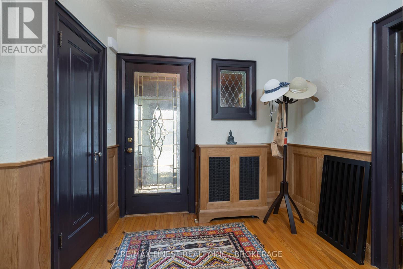 180 King Street E, Kingston (Central City East), Ontario  K7L 3A2 - Photo 6 - X12116570