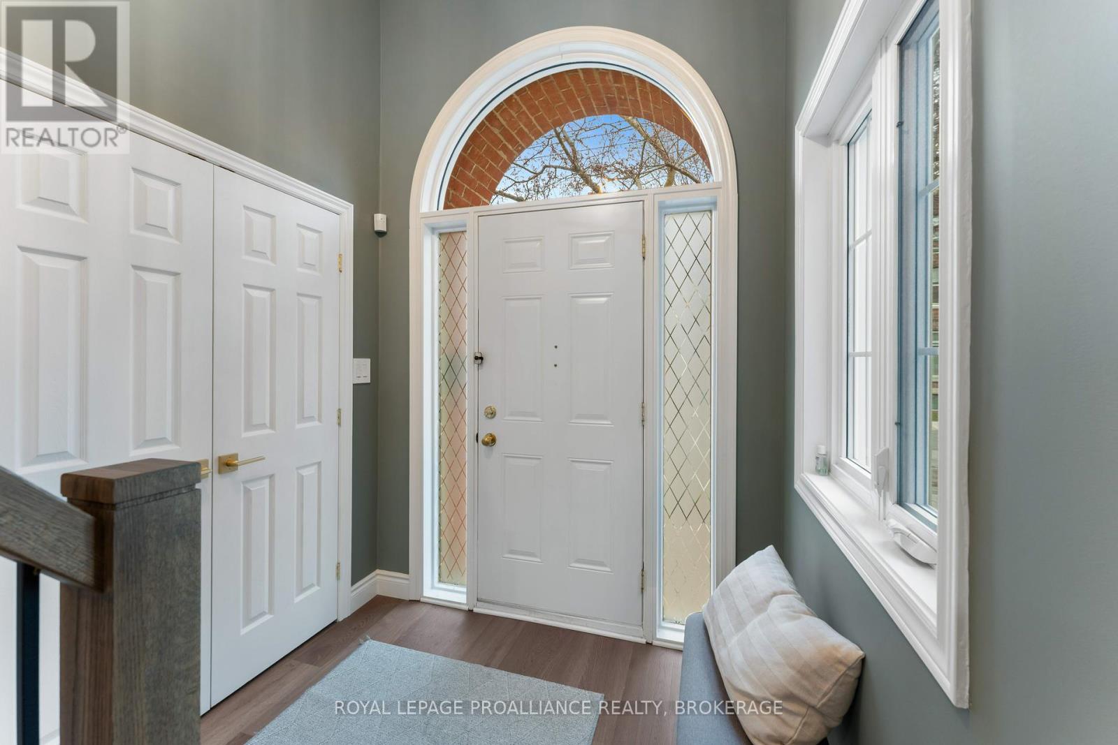 184 Clergy Street E, Kingston, Ontario  K7K 3S7 - Photo 3 - X12116573