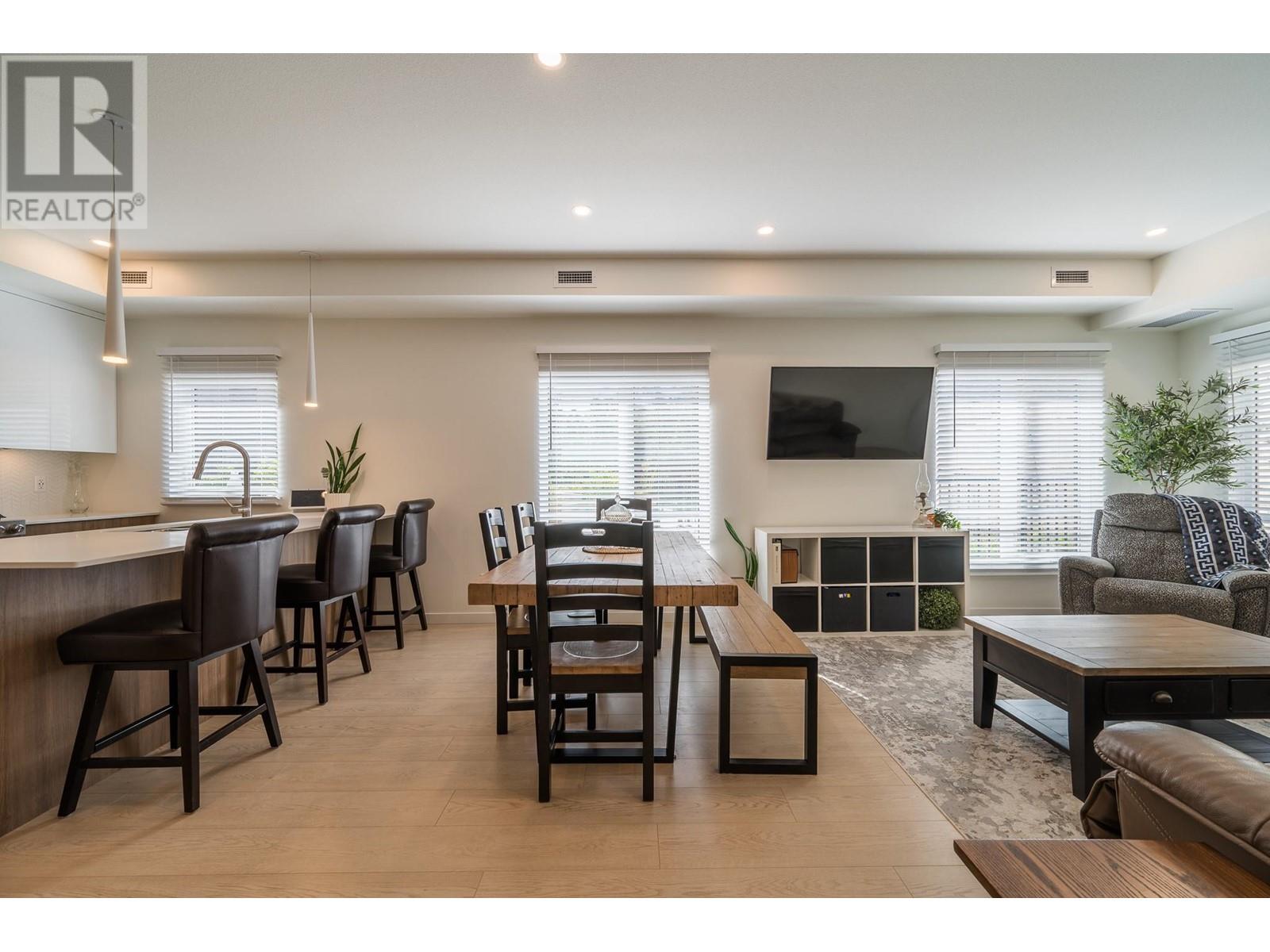 Property at 1405 SPRINGHILL Drive Unit# 3107 image 2