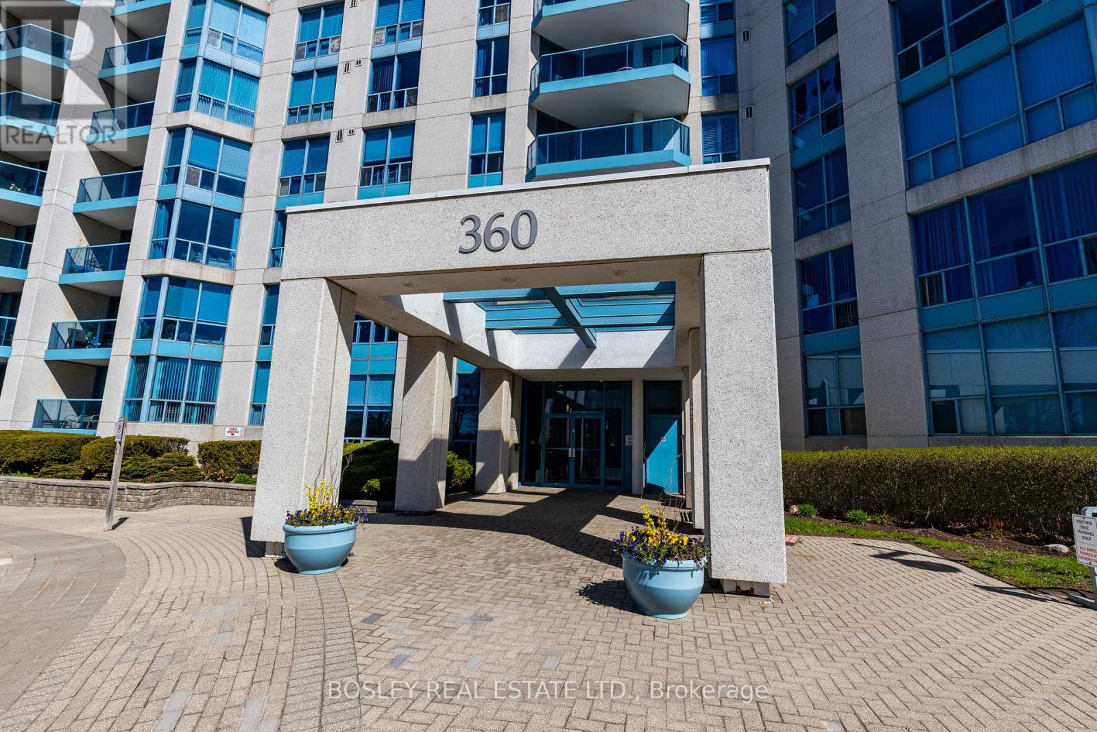 Property at 402 - 360 WATSON STREET W image 1