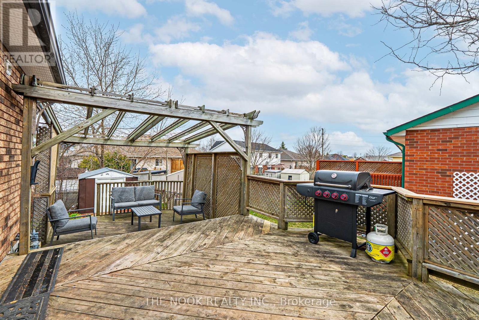 16 Cottingham Crescent, Kawartha Lakes, Ontario  K9V 1T9 - Photo 37 - X12116466