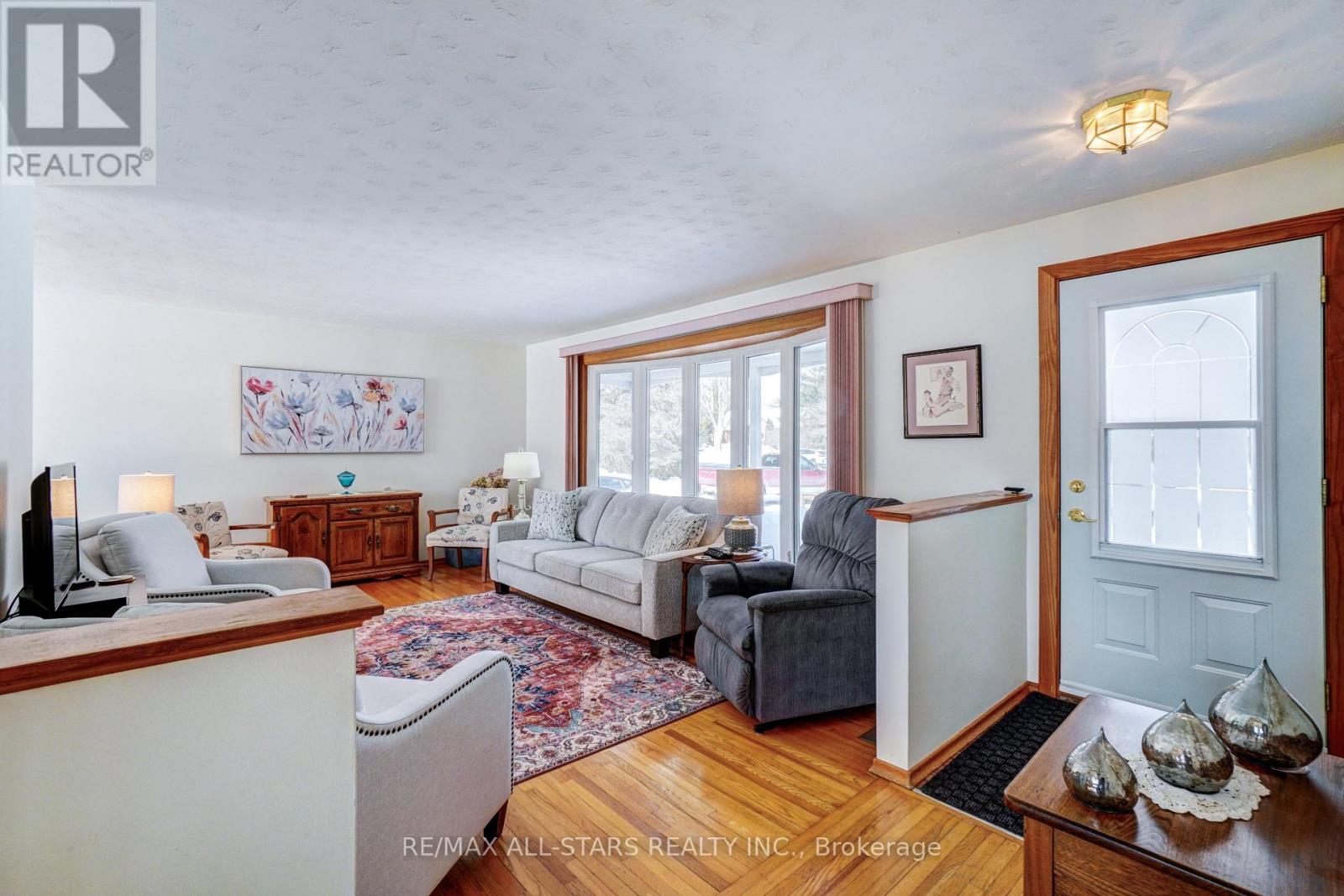 922 Cottingham Road, Kawartha Lakes, Ontario  K0L 2W0 - Photo 11 - X12116523