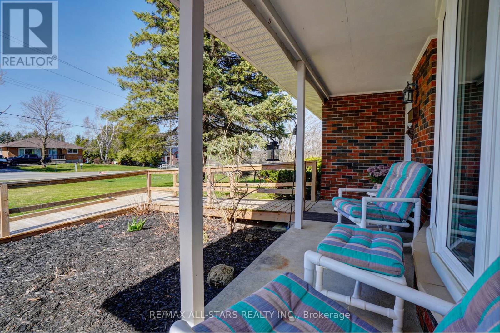 Property at 922 COTTINGHAM ROAD image 4