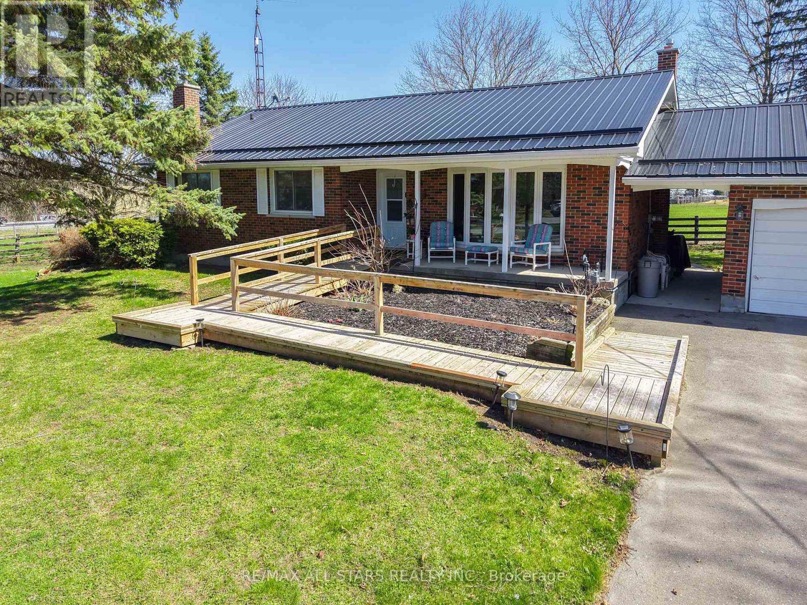 Property at 922 COTTINGHAM ROAD image 5