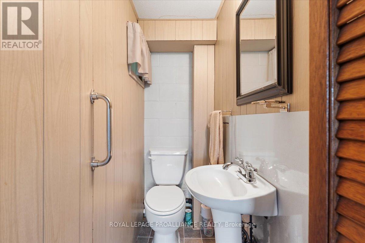 15 Glenarden Crescent, Belleville, Ontario  K8P 2B9 - Photo 28 - X12116559