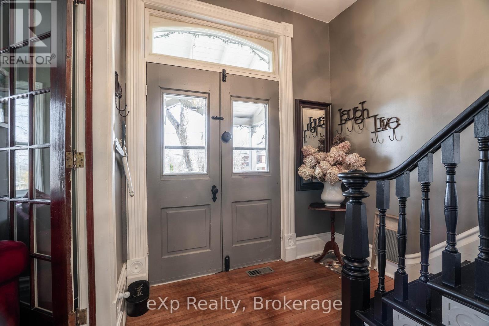 352 Berford Street, South Bruce Peninsula, Ontario  N0H 2T0 - Photo 4 - X12116022