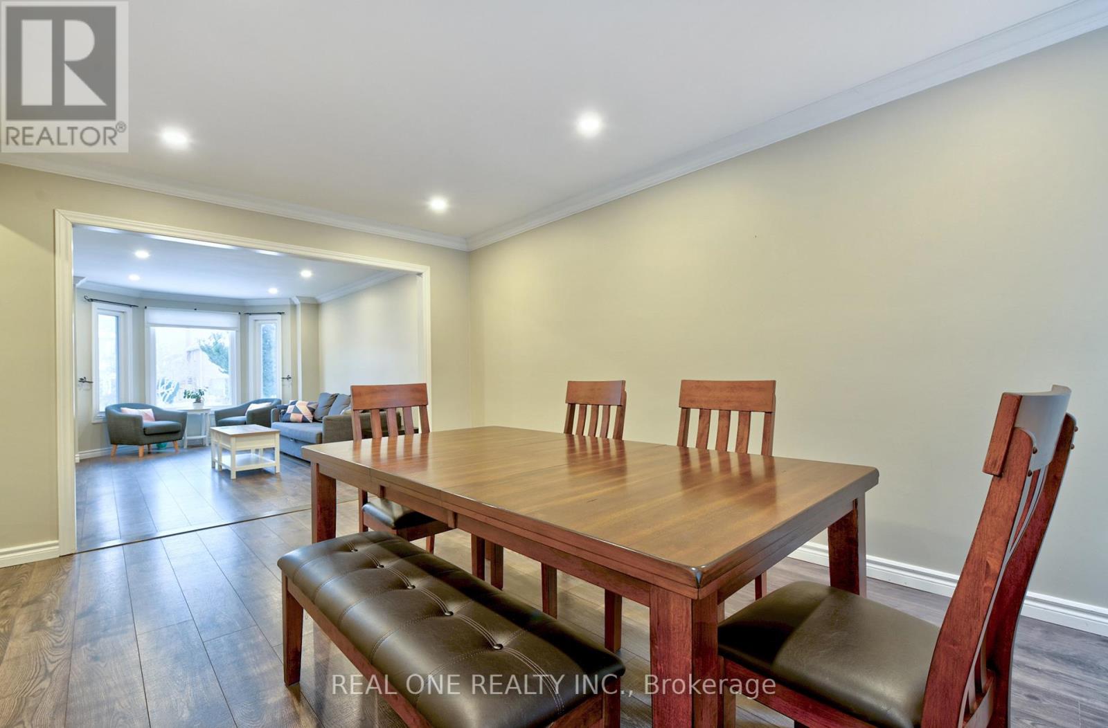 90 Morrison Crescent, Markham, Ontario  L3R 9K9 - Photo 11 - N12116381