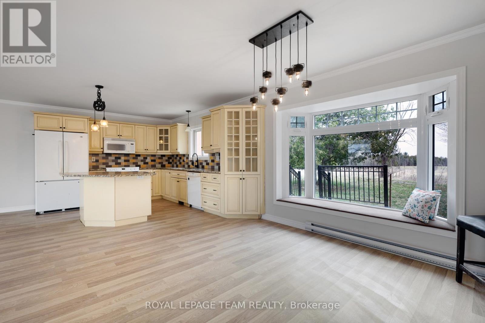 1461 Goshen Road, Horton, Ontario  K7V 3Z4 - Photo 4 - X12116642