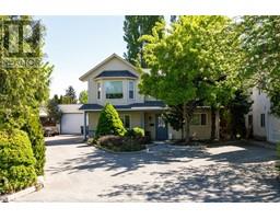 2997 Lowe Court, kelowna, British Columbia