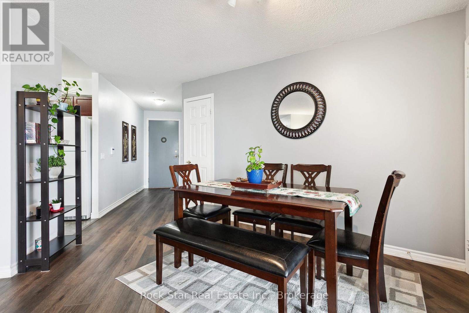 408 - 35 Kingsbridge Garden Circle, Mississauga, Ontario  L5R 3Z5 - Photo 13 - W12116664