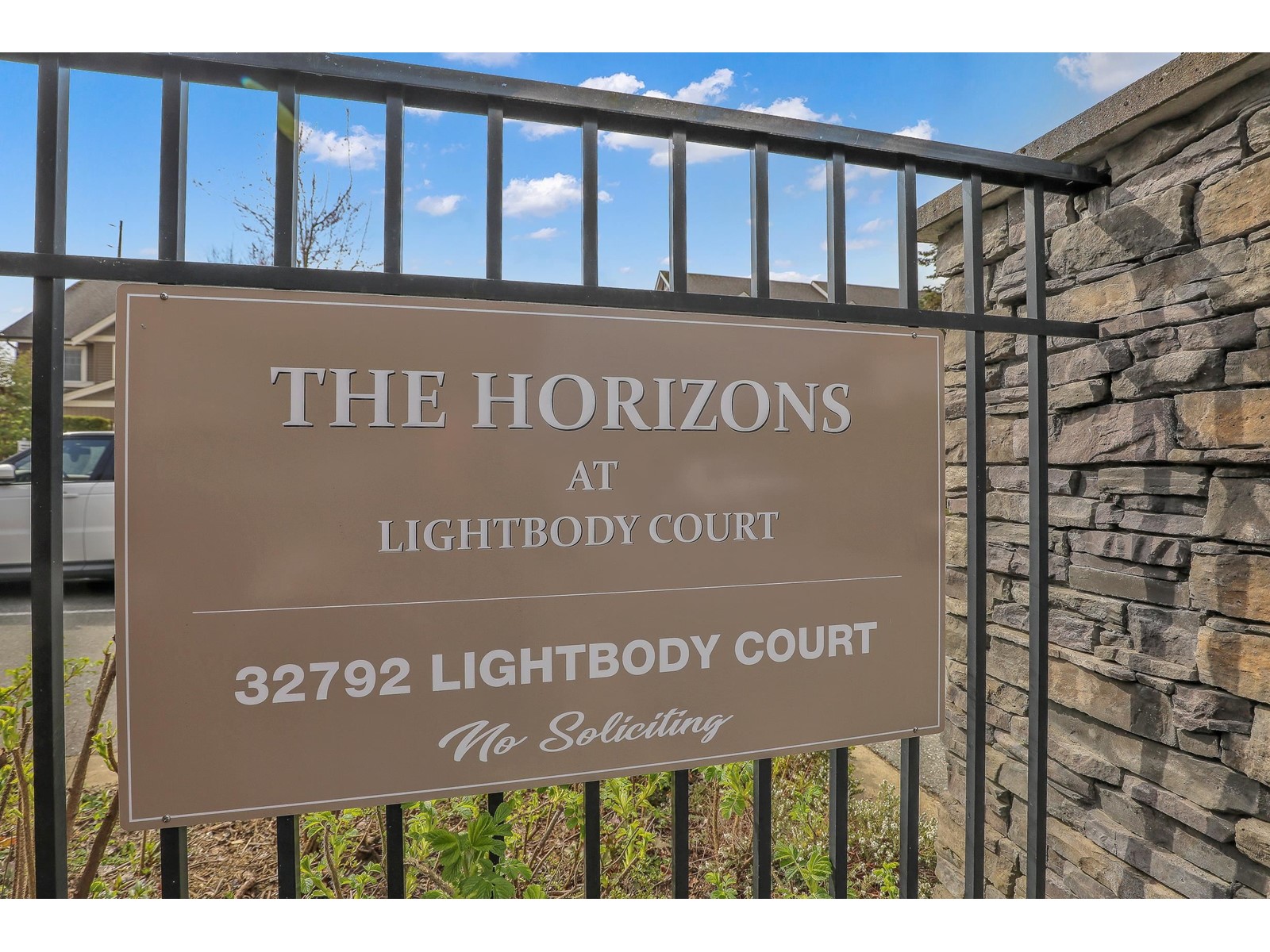 2 32792 Lightbody Court, Mission, British Columbia  V4S 0B4 - Photo 2 - R2994002