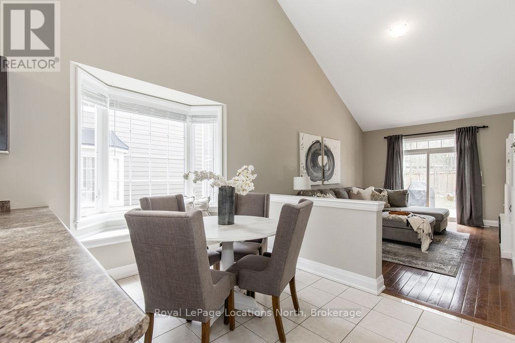 21 Berkshire Avenue, Wasaga Beach, Ontario  L9Z 0G3 - Photo 11 - S12116673
