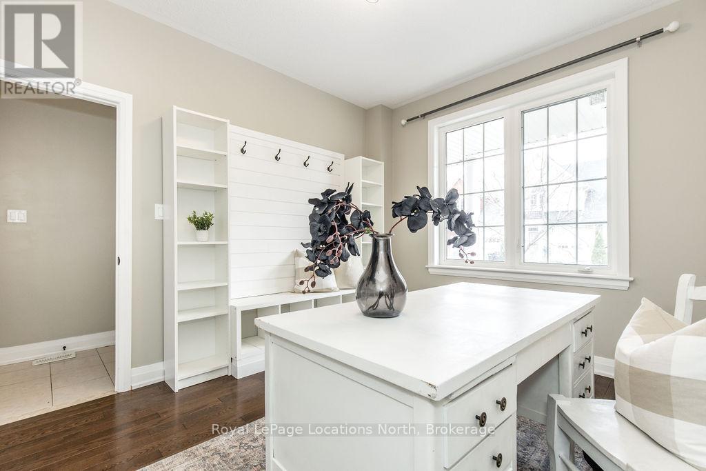 Property at 21 BERKSHIRE AVENUE image 4