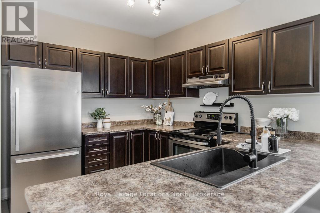 Property at 21 BERKSHIRE AVENUE image 5