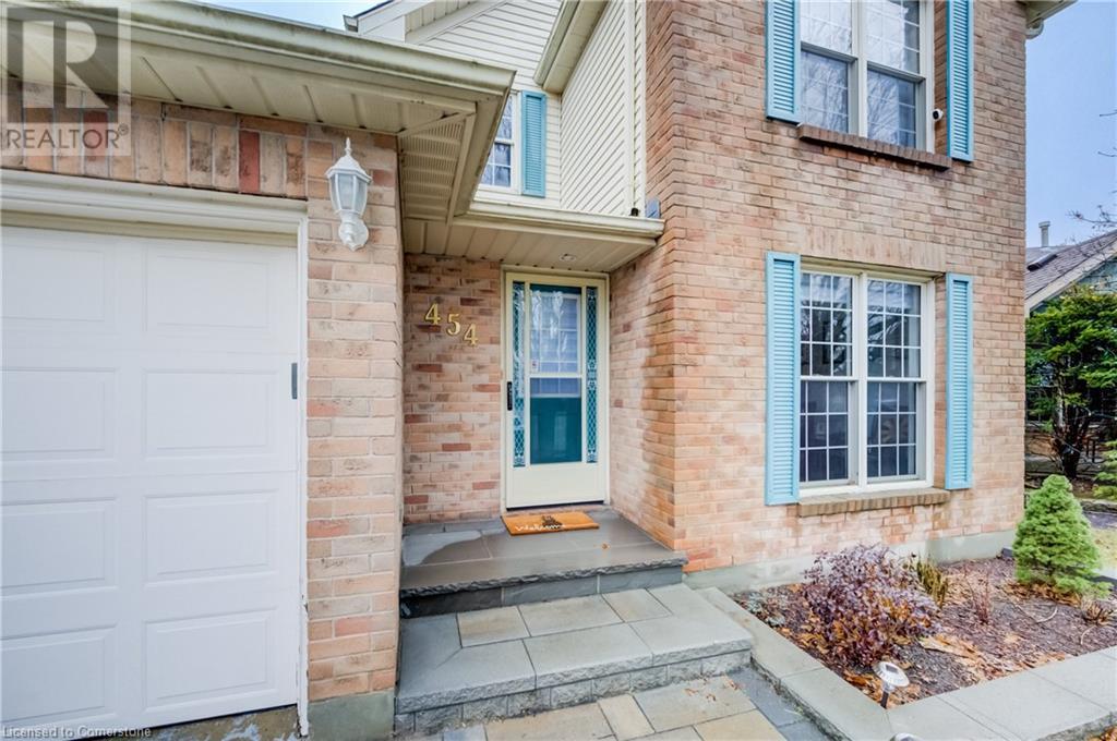 454 Timbercroft Crescent, Waterloo, Ontario N2T 2J2 - Photo 3 - 40723360