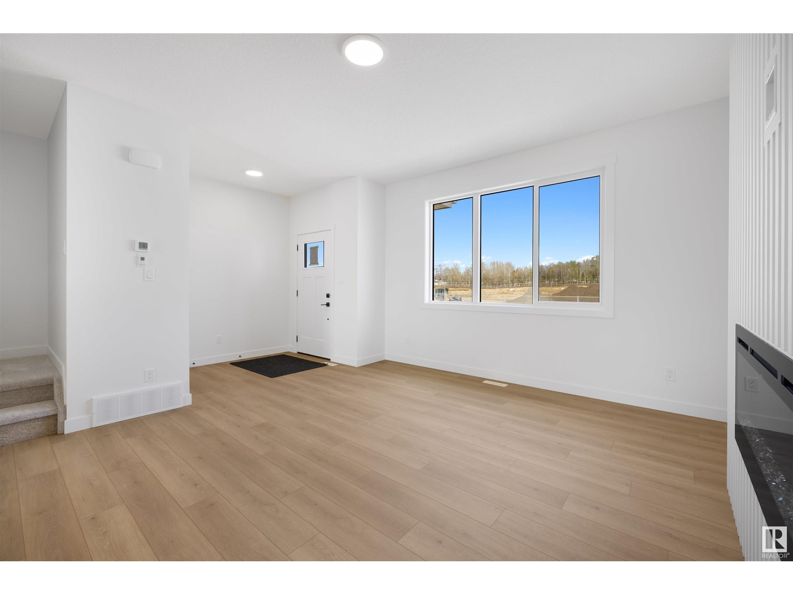 Property at 117 BRICKYARD DR image 4