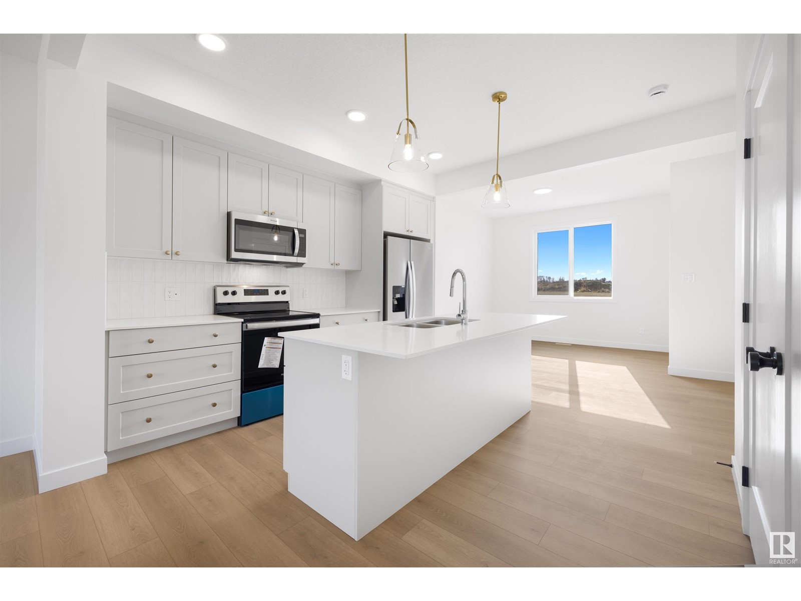 Property at 117 BRICKYARD DR image 5
